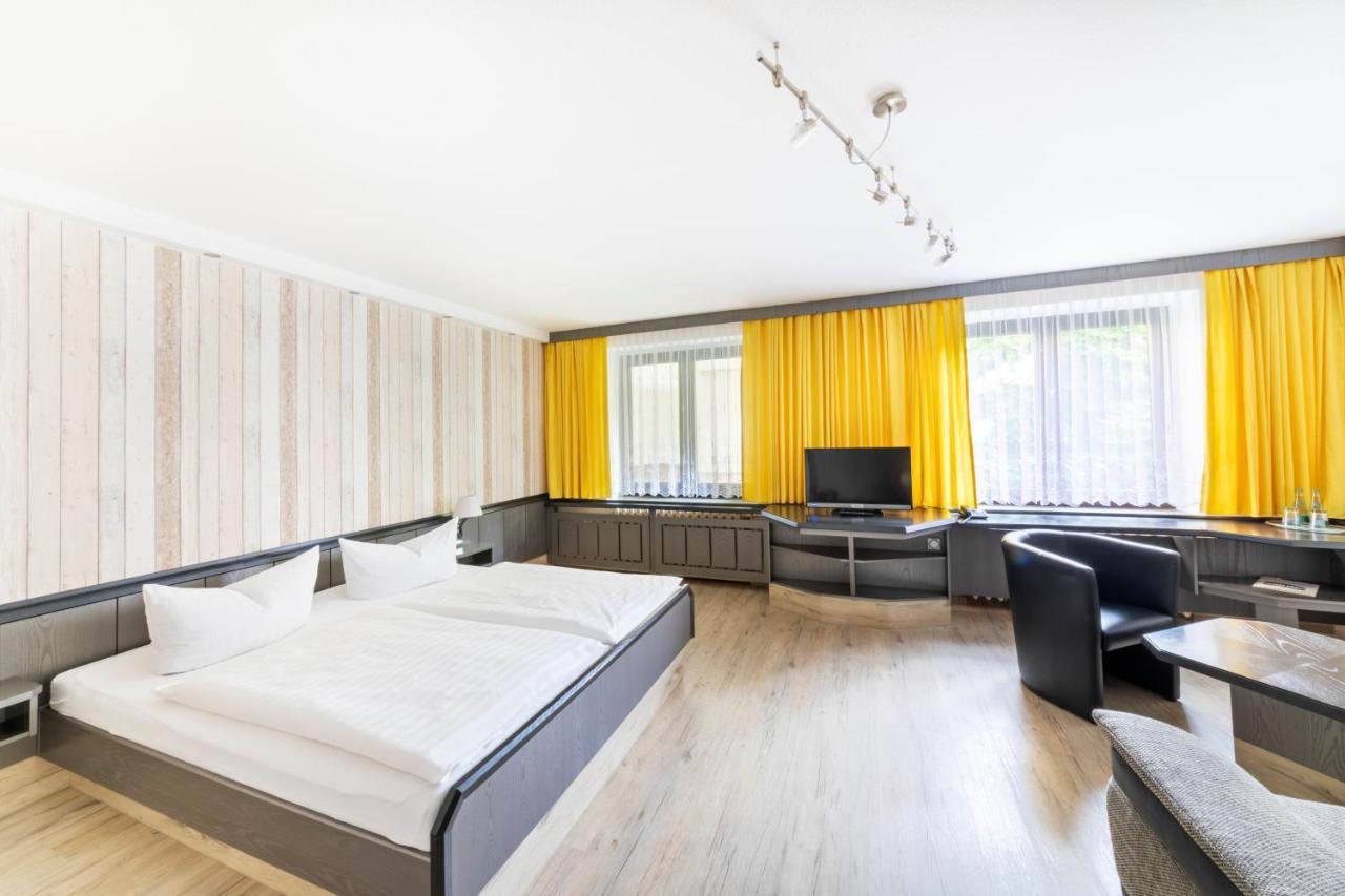 Hotel Forstmeister Schoenheide Екстер'єр фото